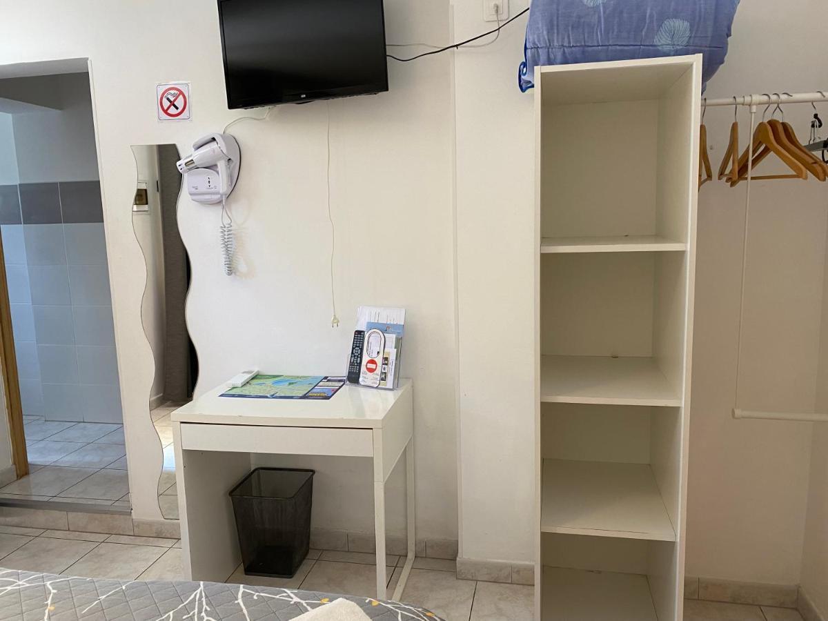 Logis Hotel La Chaumiere Marseillan  Ngoại thất bức ảnh