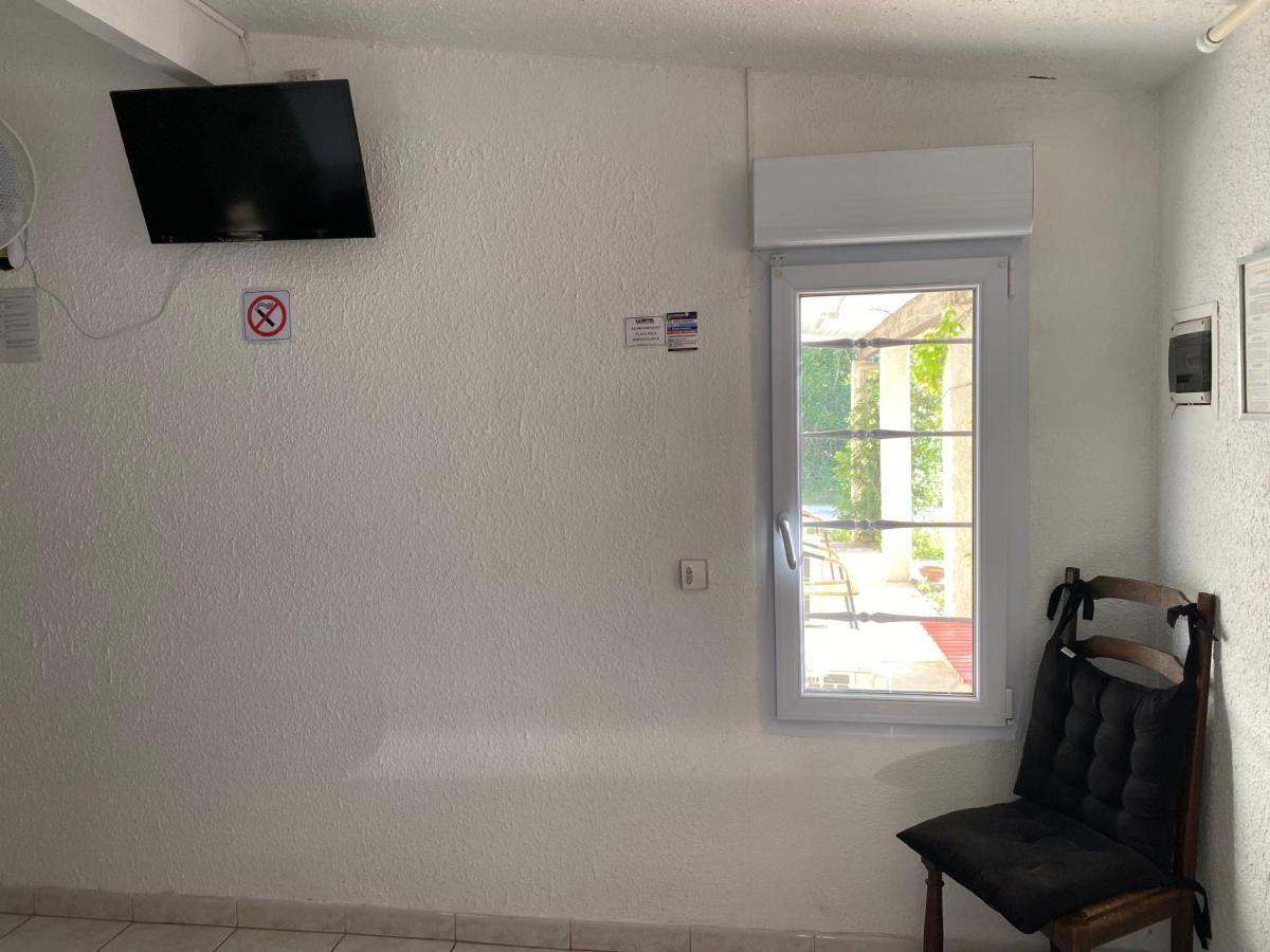 Logis Hotel La Chaumiere Marseillan  Ngoại thất bức ảnh