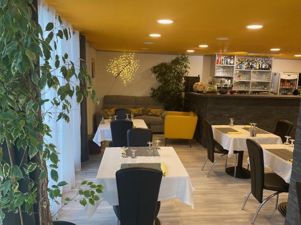 Logis Hotel La Chaumiere Marseillan  Ngoại thất bức ảnh